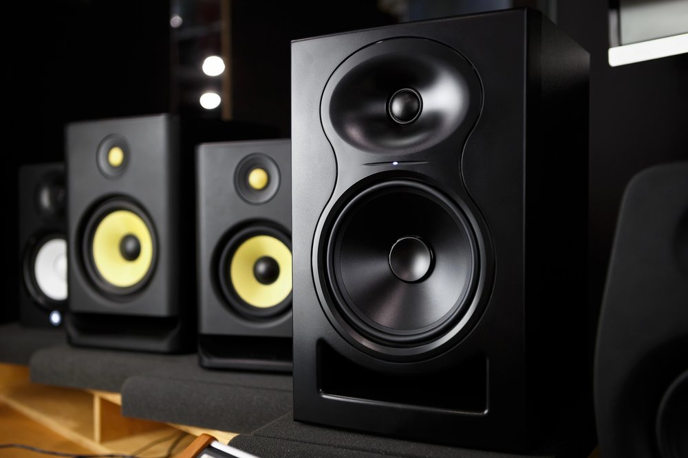 Studio monitor speakers